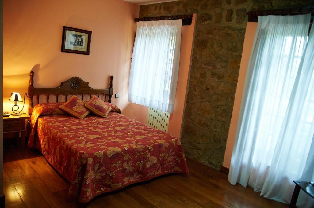 Hotel Los Angeles Santillana del Mar Cameră foto